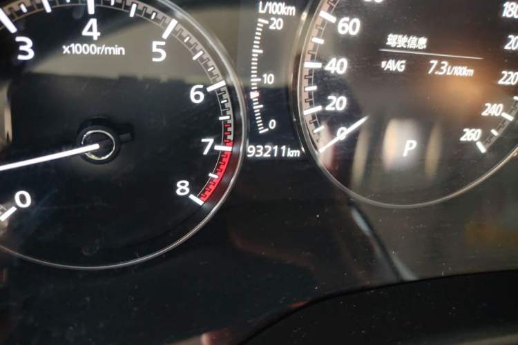 Used Mazda 3 Axela 2020 2.0L Automatic Zhiya Edition Odometer Close Up