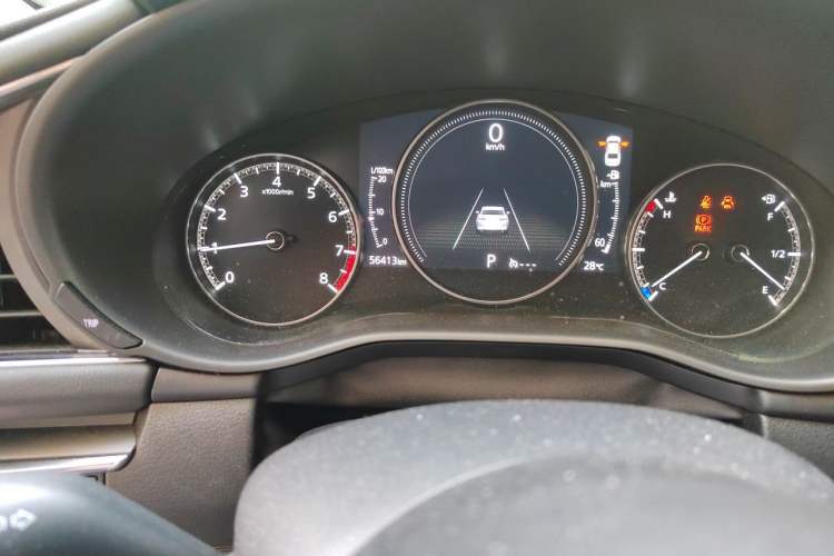 Used Mazda 3 Axela 2020 2.0L Automatic Zhiya Edition Odometer Close Up