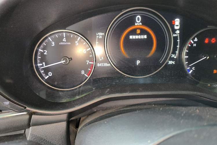 Used Mazda 3 Axela 2020 2.0L Automatic Zhiya Edition Odometer Close Up