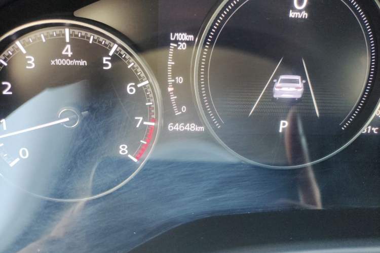 Used Mazda 3 Axela 2020 2.0L Automatic Zhiya Edition Odometer Close Up