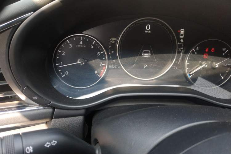 Used Mazda 3 Axela 2020 2.0L Automatic ZhiXuan Edition Odometer Close Up