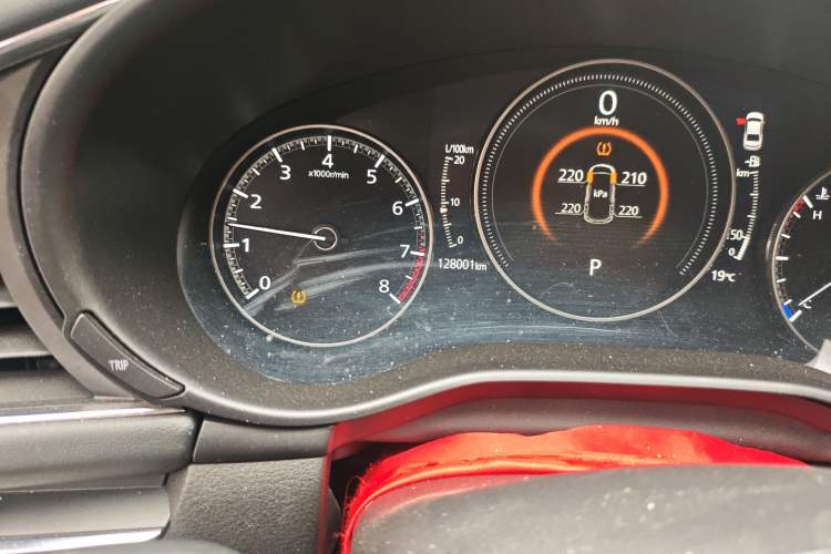 Used Mazda 3 Axela 2020 2.0L Automatic Zhiya Edition Odometer Close Up