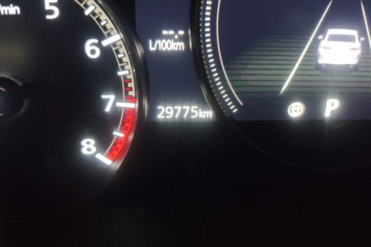 Used Mazda 3 Axela 2020 2.0L Automatic Zhiya Edition Odometer Close Up