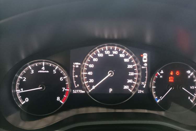 Used Mazda 3 Axela 2020 1.5L Automatic ZhiMei Edition Odometer Close Up