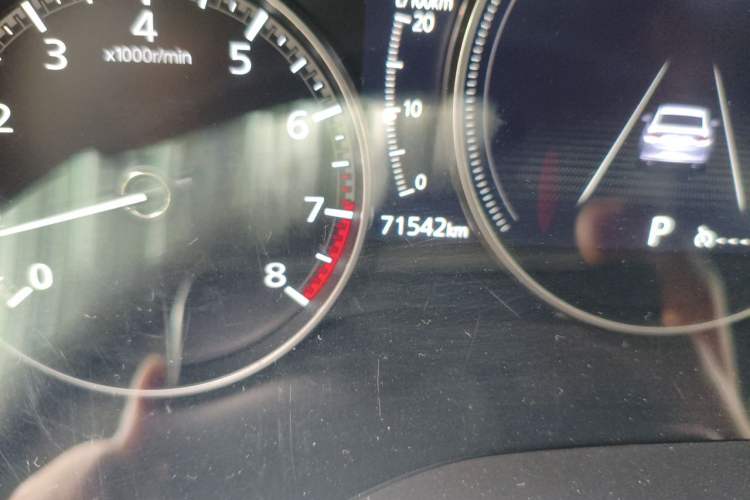 Used Mazda 3 Axela 2020 2.0L Automatic Zhiya Edition Odometer Close Up