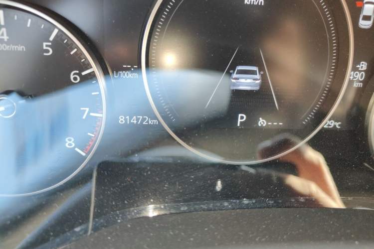 Used Mazda 3 Axela 2020 2.0L Automatic Zhiya Edition Odometer Close Up