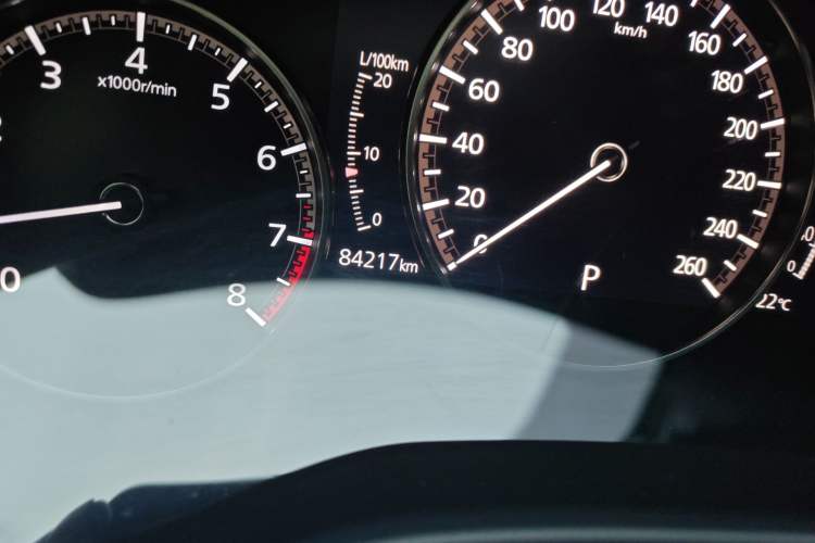 Used Mazda 3 Axela 2020 2.0L Automatic Zhiya Edition Odometer Close Up