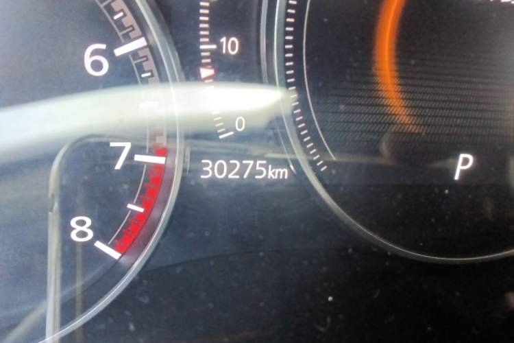 Used Mazda 3 Axela 2020 2.0L Automatic Zhiya Edition Odometer Close Up