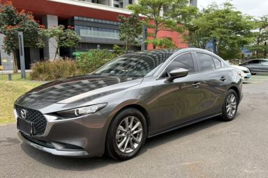 Used Mazda 3 Axela 2020 1.5L Automatic ZhiMei Edition
