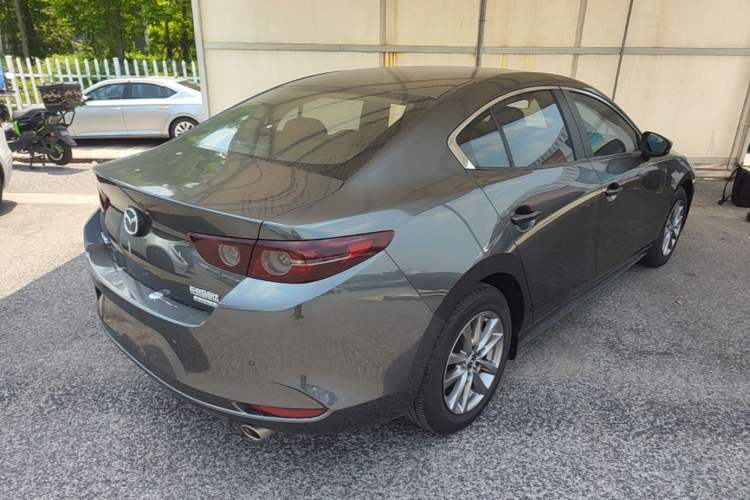Used Mazda 3 Axela 2020 1.5L Automatic Luxury Version Rear Right 45 Deg