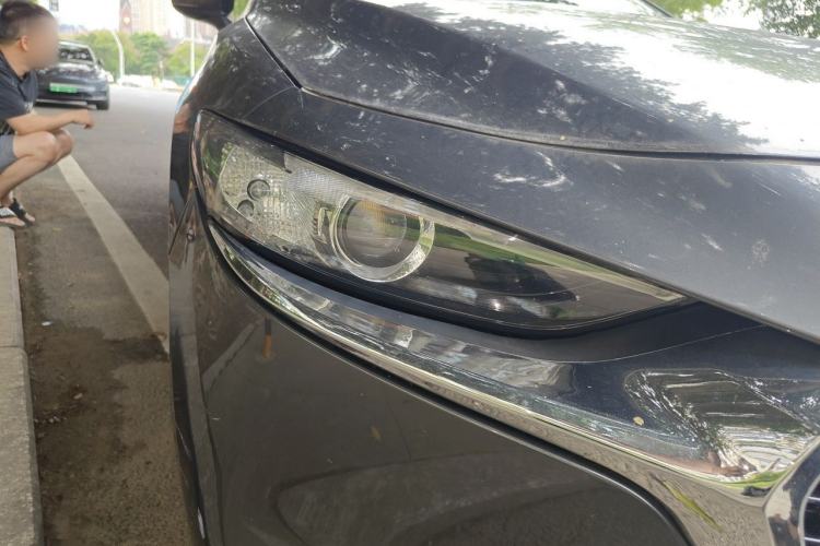 Used Mazda 3 Axela 2020 2.0L Automatic ZhiXuan Edition Right Front Headlight