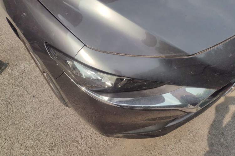 Used Mazda 3 Axela 2020 1.5L Automatic Luxury Version Right Front Headlight