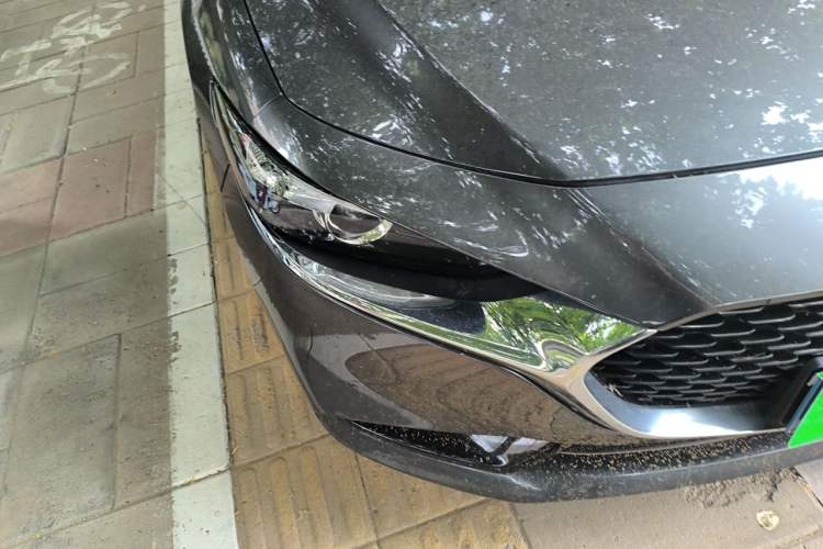 Used Mazda 3 Axela 2020 2.0L Automatic Zhiya Edition Right Front Headlight