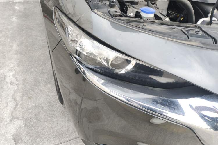 Used Mazda 3 Axela 2020 2.0L Automatic Zhiya Edition Right Front Headlight