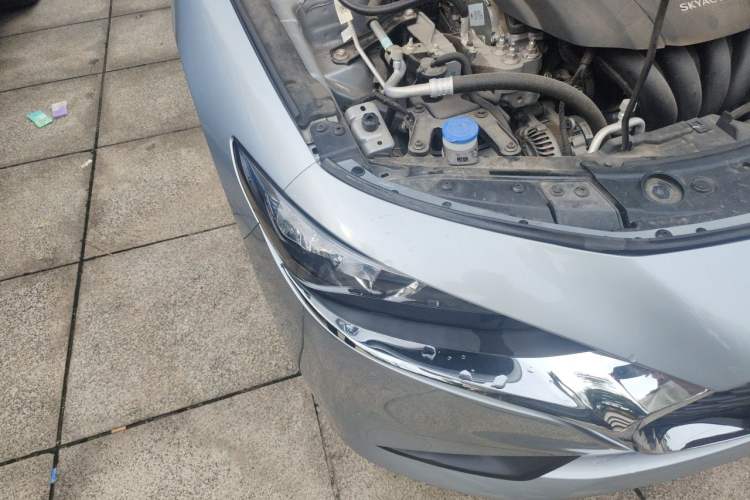 Used Mazda 3 Axela 2020 1.5L Manual ZhiMei Edition Right Front Headlight