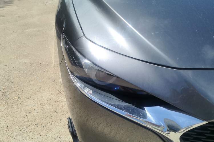 Used Mazda 3 Axela 2020 2.0L Automatic Zhiya Edition Right Front Headlight