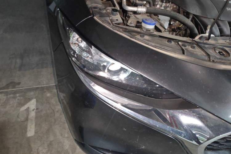 Used Mazda 3 Axela 2020 2.0L Automatic Zhiya Edition Right Front Headlight