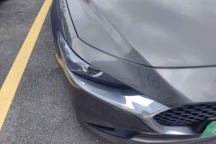 Used Mazda 3 Axela 2020 2.0L Automatic Zhiya Edition Right Front Headlight