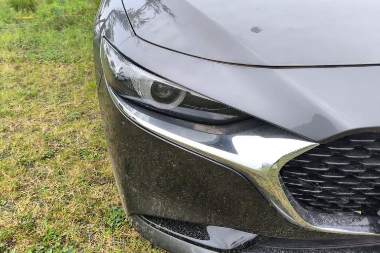 Used Mazda 3 Axela 2020 2.0L Automatic Zhiya Edition Right Front Headlight