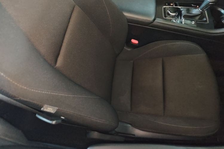 Used Mazda 3 Axela 2020 1.5L Automatic ZhiMei Edition Right Front Seat