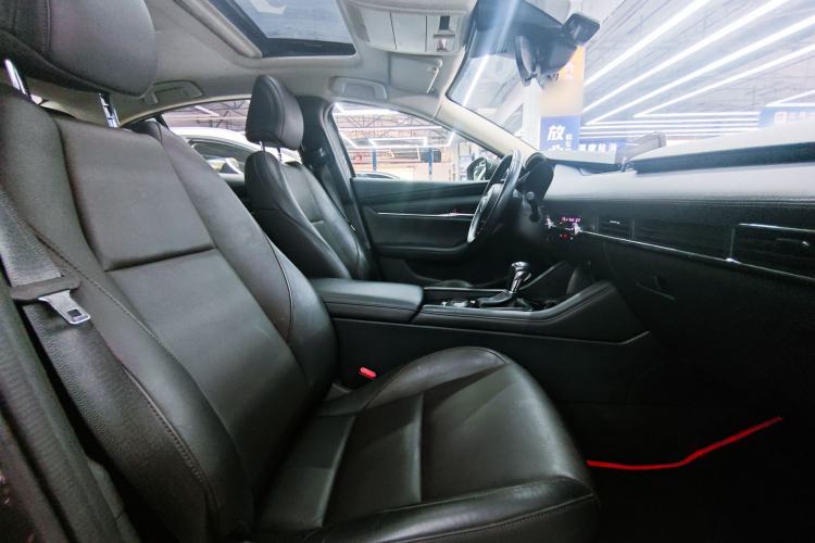 Used Mazda 3 Axela 2020 2.0L Automatic Zhiya Edition Right Front Seat