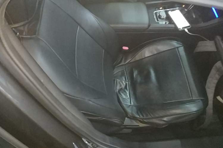 Used Mazda 3 Axela 2020 1.5L Automatic ZhiMei Edition Right Front Seat