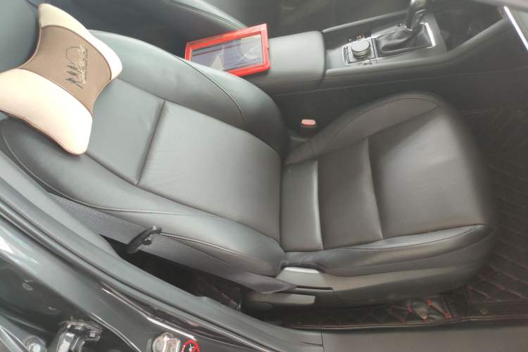 Used Mazda 3 Axela 2020 2.0L Automatic Zhiya Edition Right Front Seat