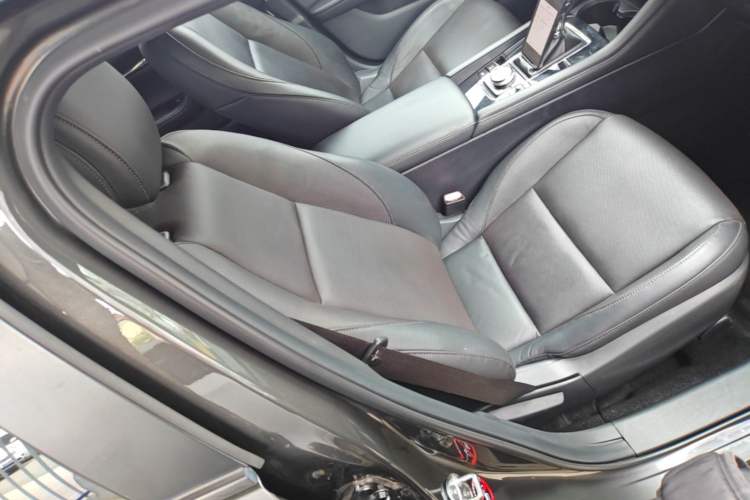 Used Mazda 3 Axela 2020 2.0L Automatic Zhiya Edition Right Front Seat