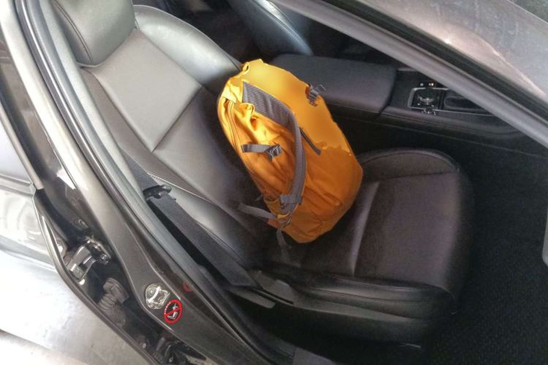 Used Mazda 3 Axela 2020 1.5L Automatic Luxury Version Right Front Seat