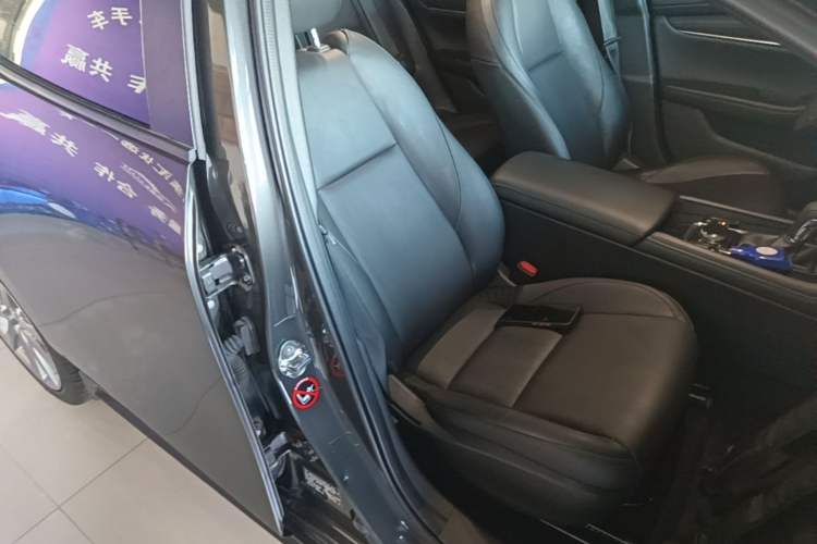 Used Mazda 3 Axela 2020 2.0L Automatic Zhiya Edition Right Front Seat