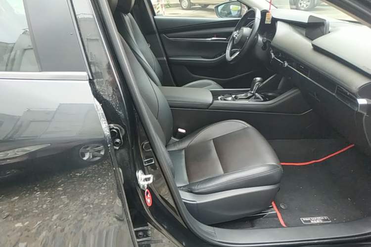 Used Mazda 3 Axela 2020 2.0L Automatic Zhiya Edition Right Front Seat