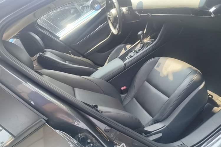 Used Mazda 3 Axela 2020 2.0L Automatic Zhiya Edition Right Front Seat