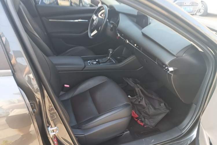Used Mazda 3 Axela 2020 2.0L Automatic Zhiya Edition Right Front Seat