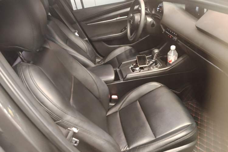 Used Mazda 3 Axela 2020 1.5L Automatic ZhiMei Edition Right Front Seat