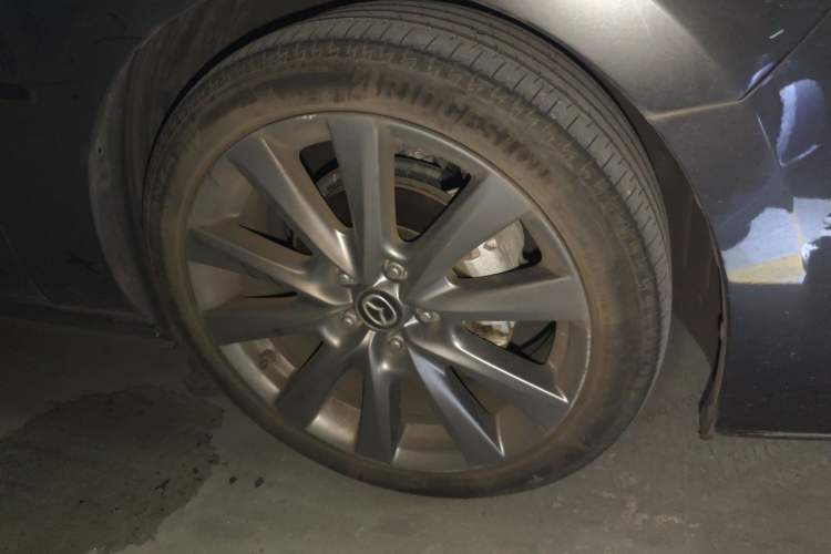 Used Mazda 3 Axela 2020 2.0L Automatic Zhiya Edition Right Front Wheel Hub