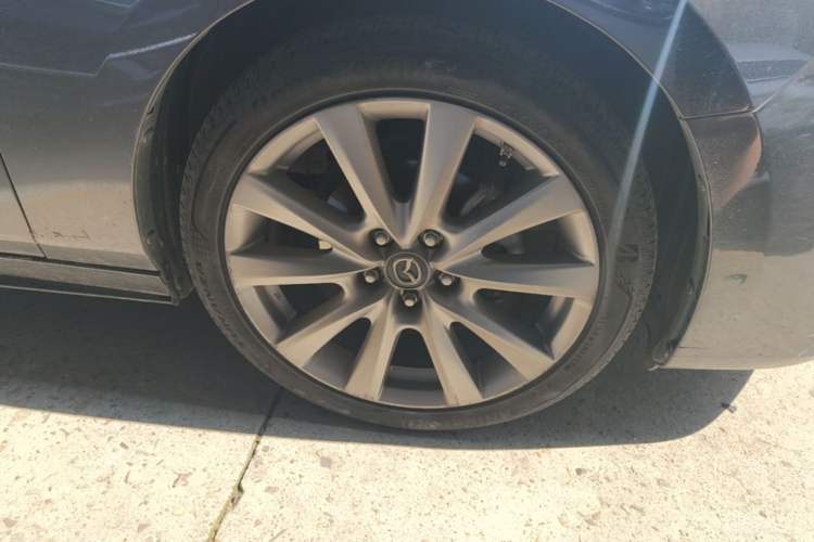 Used Mazda 3 Axela 2020 2.0L Automatic Zhiya Edition Right Front Wheel Hub