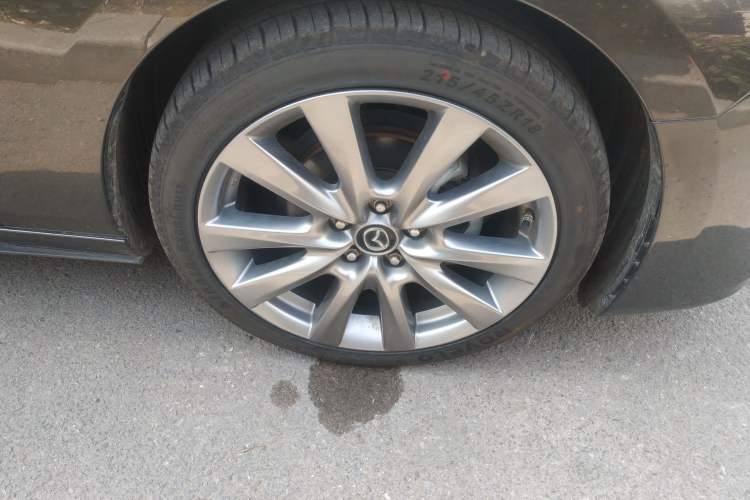 Used Mazda 3 Axela 2020 2.0L Automatic ZhiXuan Edition Right Front Wheel Hub