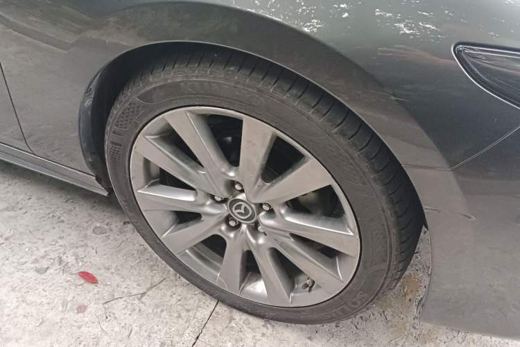 Used Mazda 3 Axela 2020 2.0L Automatic Zhiya Edition Right Front Wheel Hub