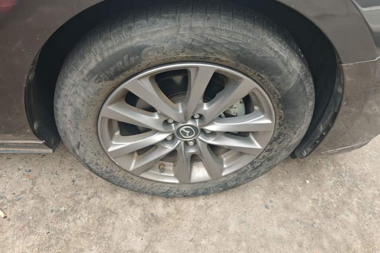 Used Mazda 3 Axela 2020 1.5L Automatic ZhiMei Edition Right Front Wheel Hub
