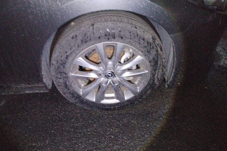 Used Mazda 3 Axela 2020 1.5L Automatic ZhiMei Edition Right Front Wheel Hub