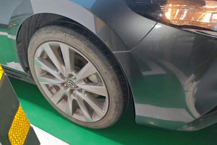 Used Mazda 3 Axela 2020 2.0L Automatic ZhiShang Edition Right Front Wheel Hub