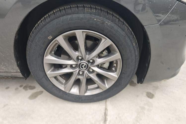 Used Mazda 3 Axela 2020 1.5L Automatic Zhiyue Sunroof Version Right Front Wheel Hub