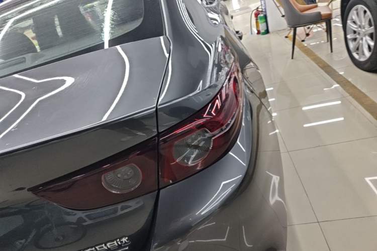 Used Mazda 3 Axela 2020 2.0L Automatic Zhiya Edition Right Rear Taillight