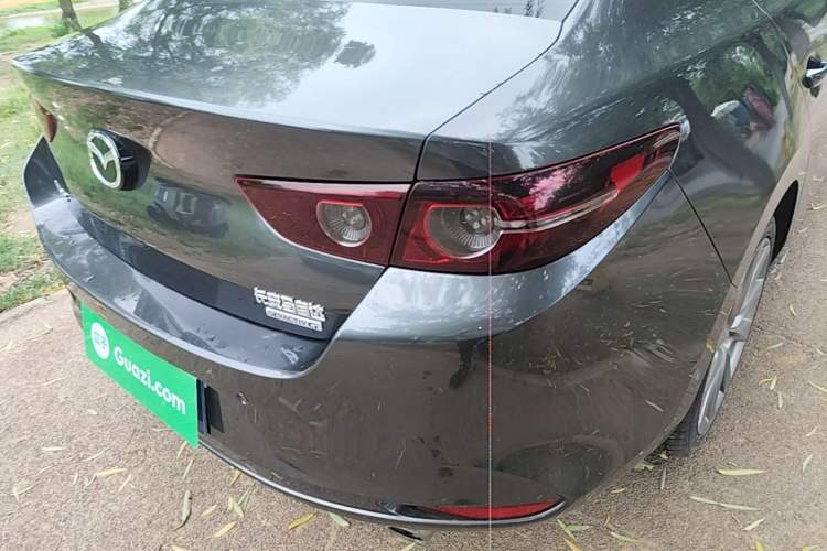 Used Mazda 3 Axela 2020 2.0L Automatic Zhiya Edition Right Rear Taillight