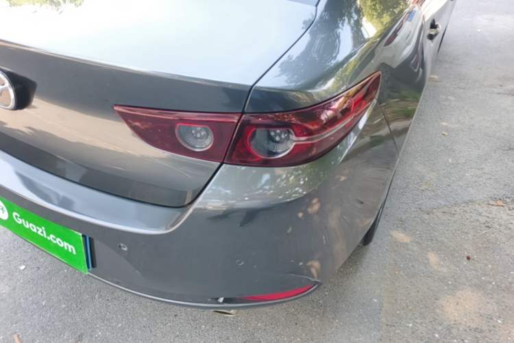 Used Mazda 3 Axela 2020 2.0L Automatic Zhiya Edition Right Rear Taillight