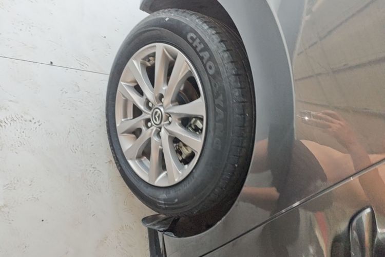 Used Mazda 3 Axela 2020 1.5L Automatic ZhiMei Edition Right Rear Wheel Hub