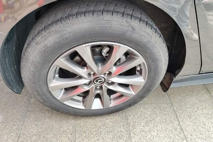 Used Mazda 3 Axela 2020 1.5L Automatic ZhiMei Edition Right Rear Wheel Hub