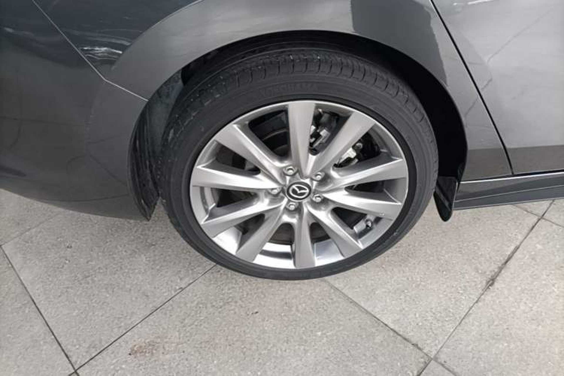 Used Mazda 3 Axela 2020 2.0L Automatic ZhiXuan Edition Right Rear Wheel Hub