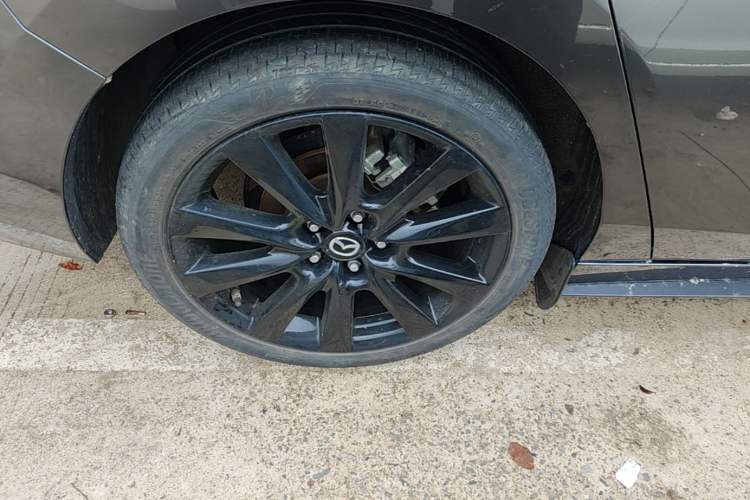 Used Mazda 3 Axela 2020 2.0L Automatic Zhiya Edition Right Rear Wheel Hub