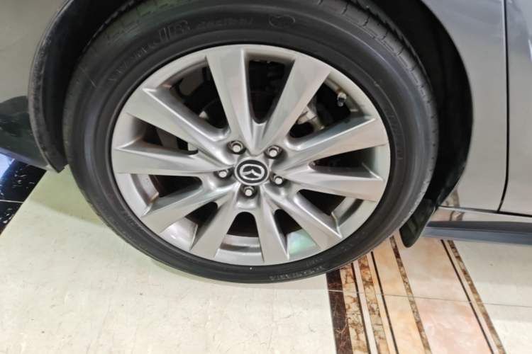 Used Mazda 3 Axela 2020 2.0L Automatic Zhiya Edition Right Rear Wheel Hub